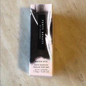 I am selling the Fenty Beauty contour stick